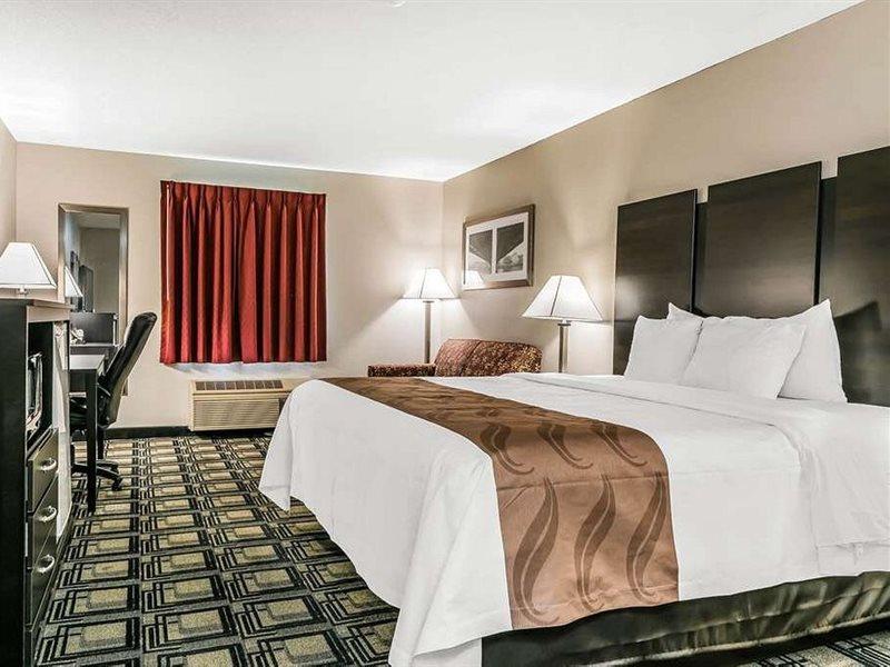 Hotel Suburban Hwy 42 2*