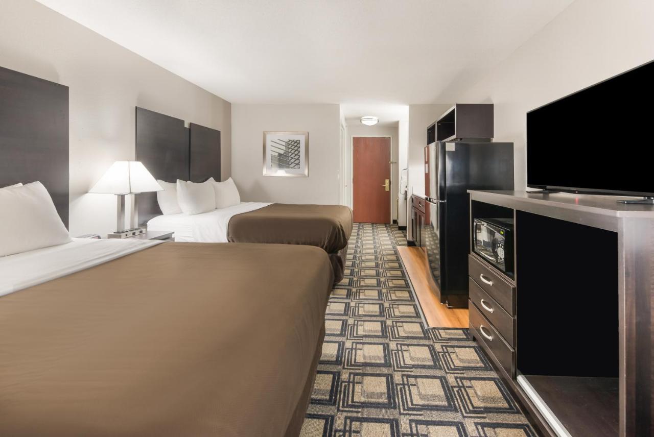 Hotel Suburban Hwy 42 2*