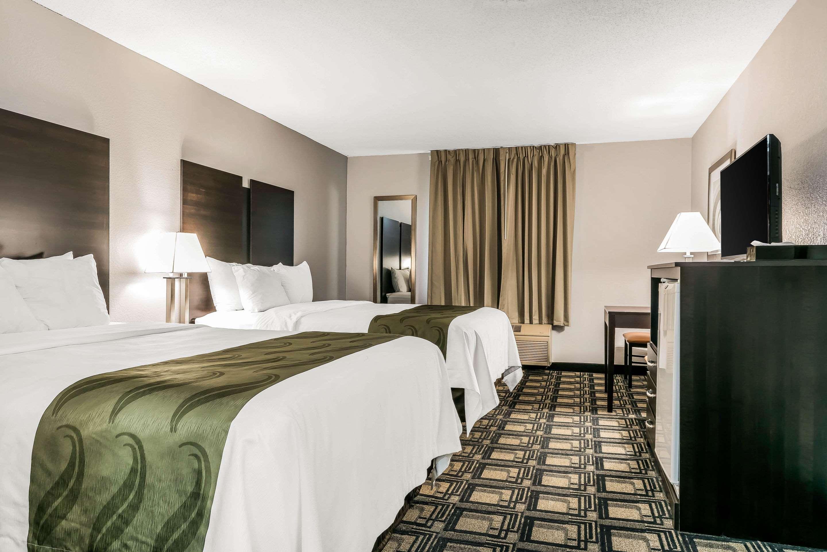 Suburban Hwy 42 Hotel 2*